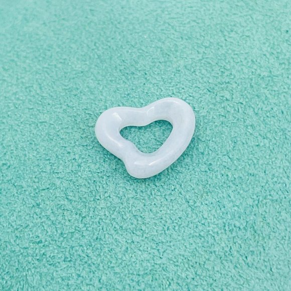 Tiffany Blue Purple Lace Agate Open Heart Carved Stone Pendant Elsa Peretti - Picture 4 of 4